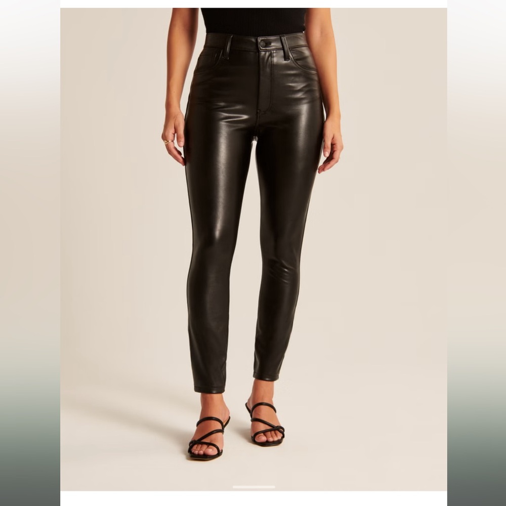Abercrombie Curve Love High Rise Skinny Vegan Leather Pants 26/2